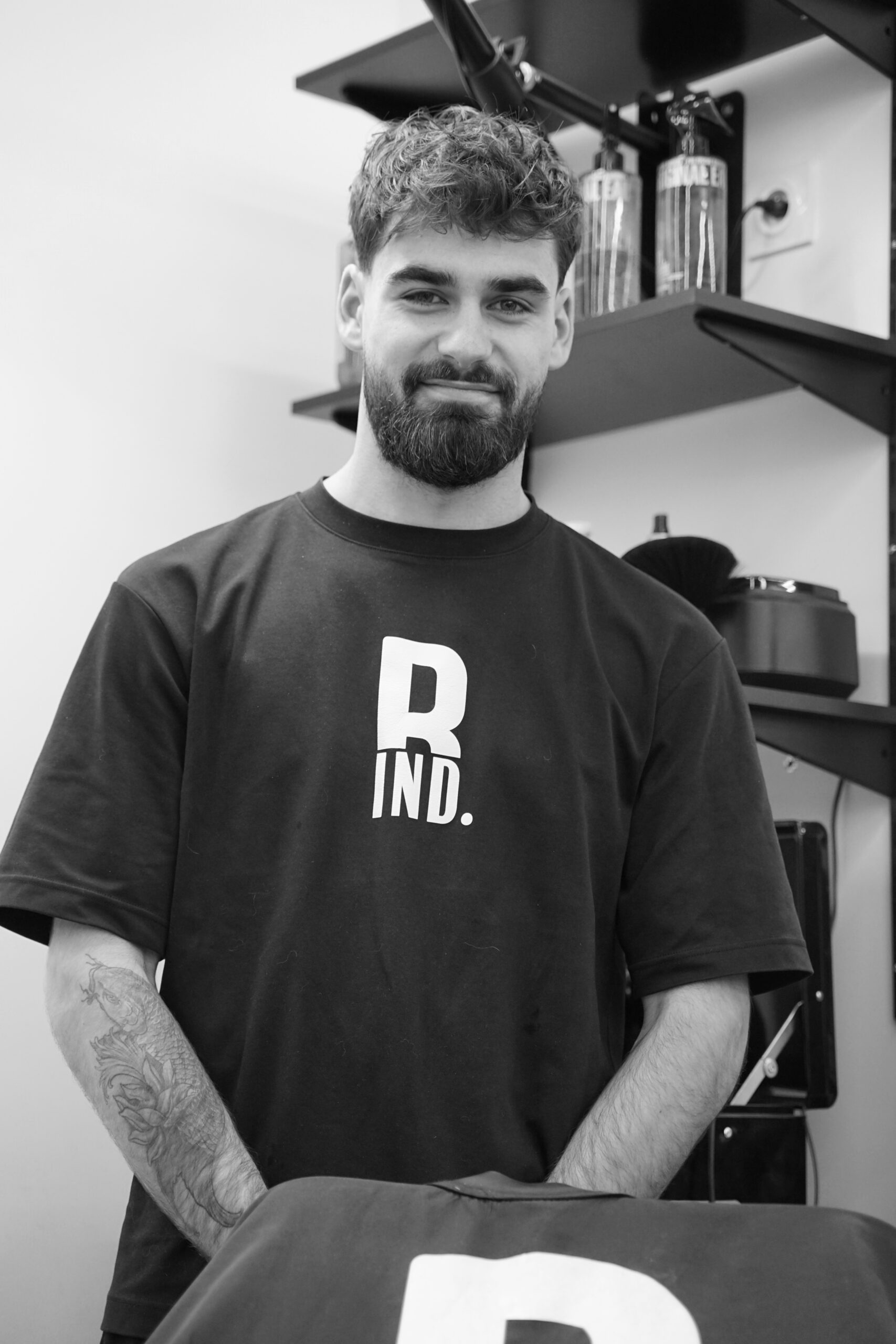 photo-coiffeurs-barber-industrie-site-mathias-scaled.jpg